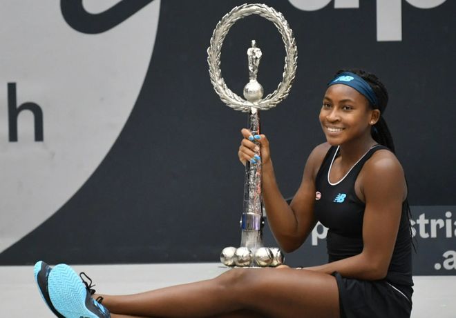 中国足球正 中国足球正