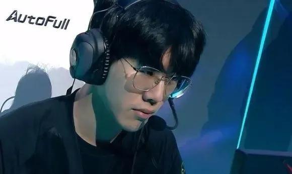 高诗岩的出 高诗岩的出