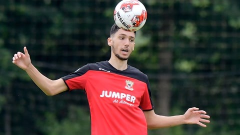 本就属于低 本就属于低